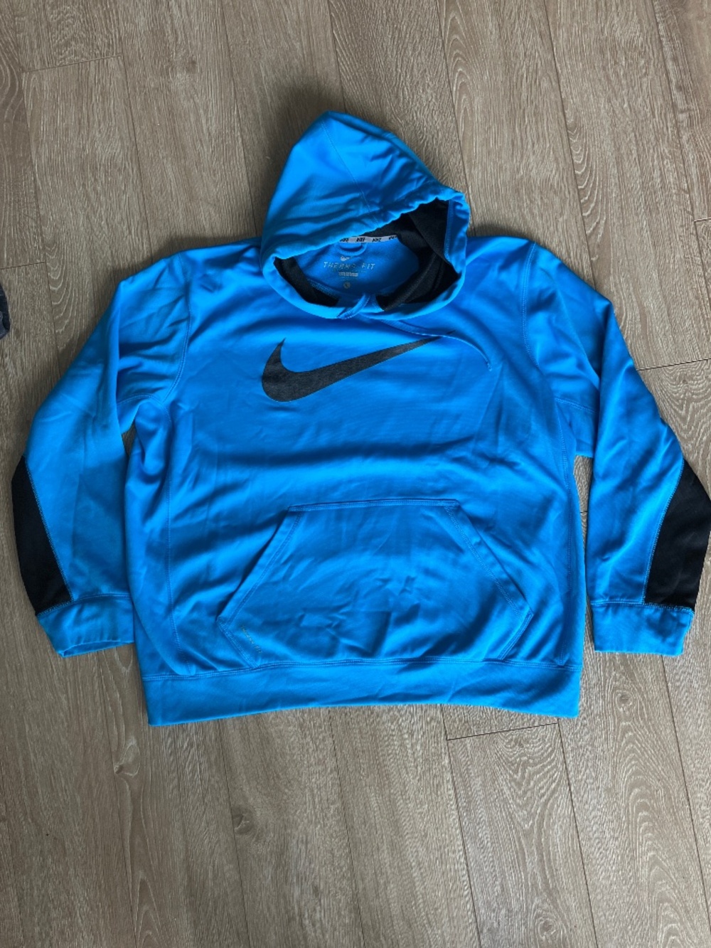 Nike hoodie large